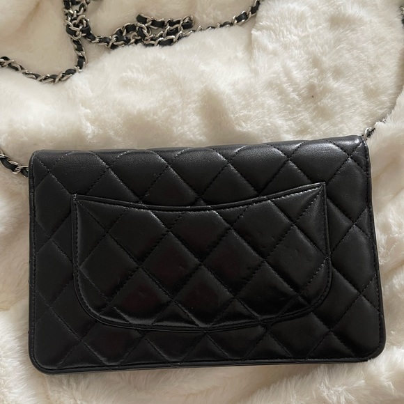 Black Chanel WOC - Silver Hardware - Picture 5 of 11